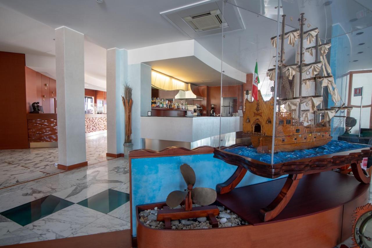 Best Western Hotel Nettuno Brindisi Bagian luar foto