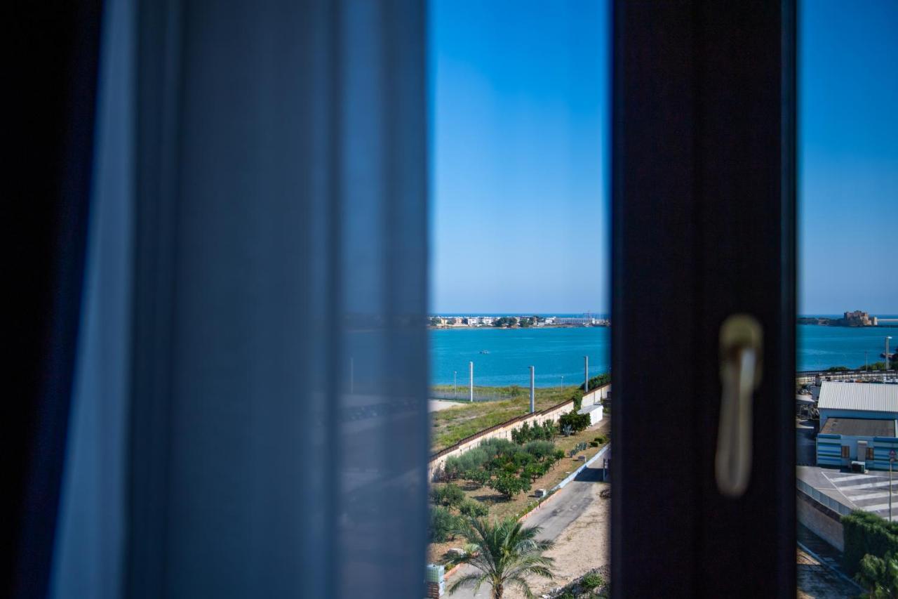 Best Western Hotel Nettuno Brindisi Bagian luar foto