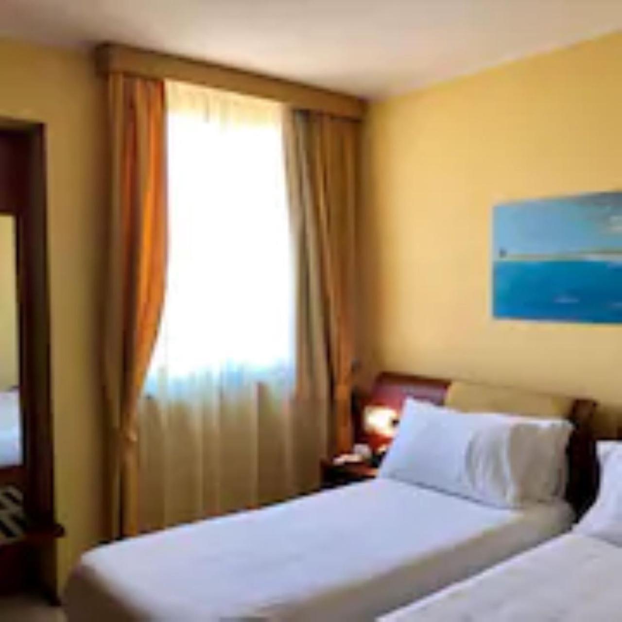 Best Western Hotel Nettuno Brindisi Bagian luar foto