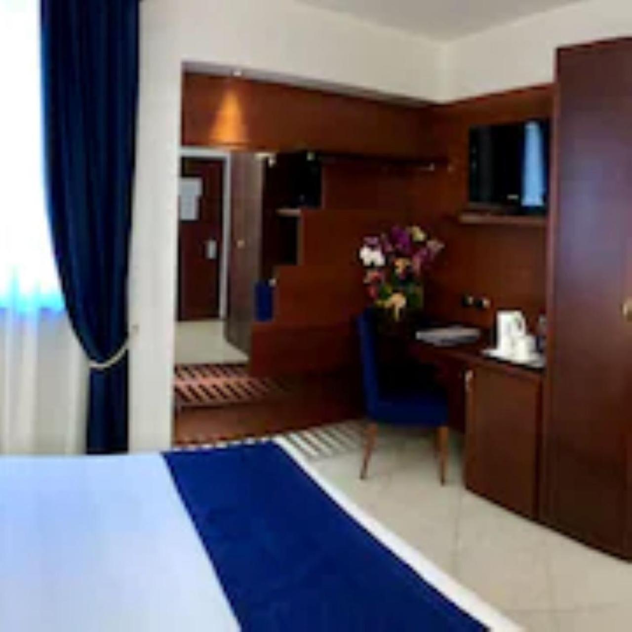 Best Western Hotel Nettuno Brindisi Bagian luar foto