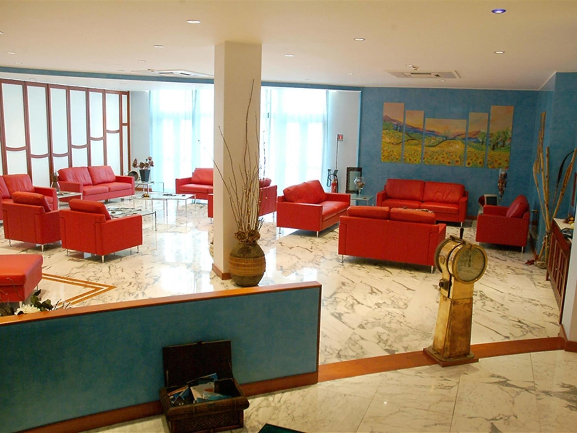 Best Western Hotel Nettuno Brindisi Bagian luar foto